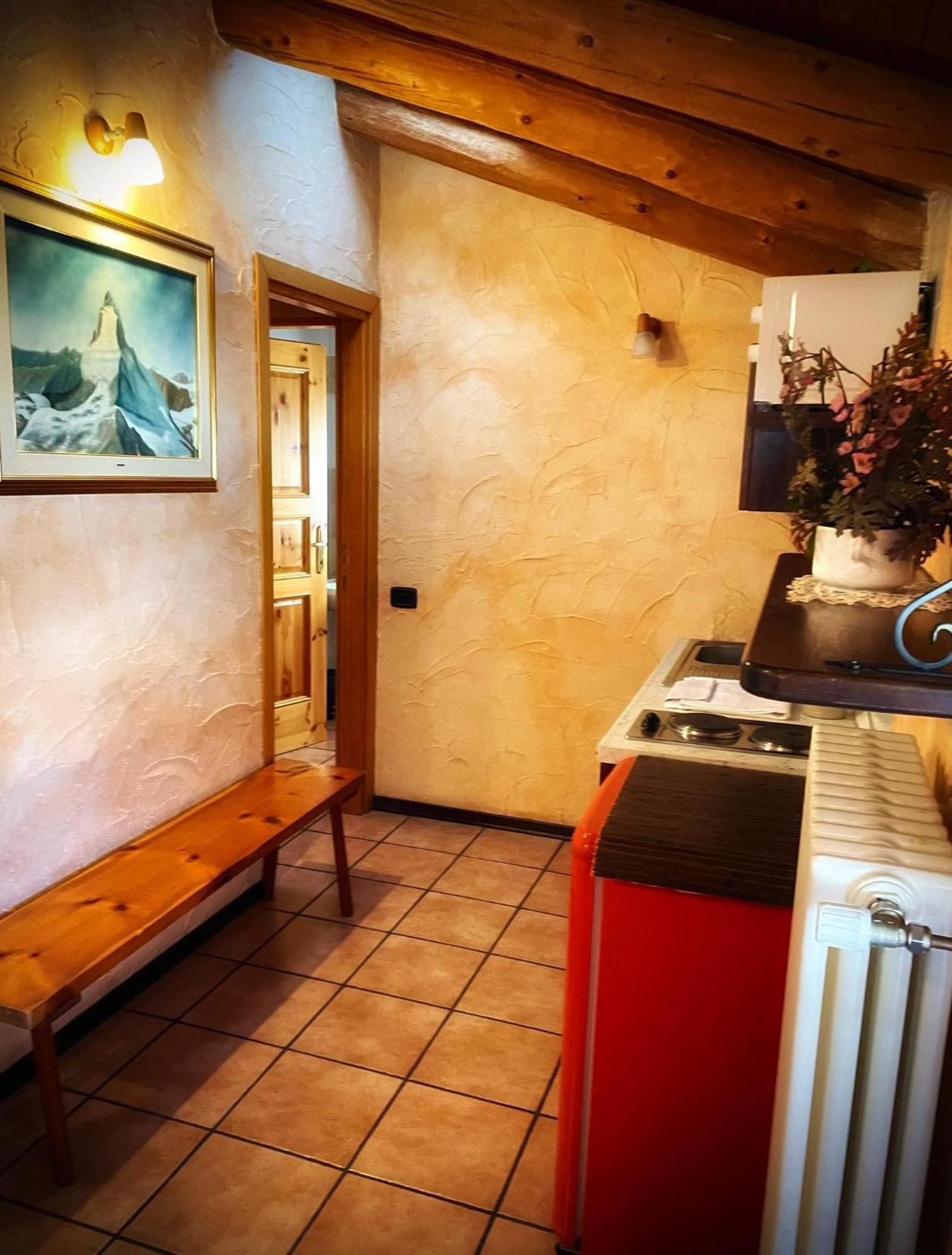 Residence Trompe-L'Oeil Champoluc Exterior foto
